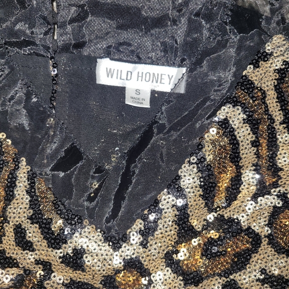 Wild Honey leopard sequin tank top size small - Picture 3 of 3